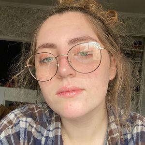 Meet your Posher, Ellie